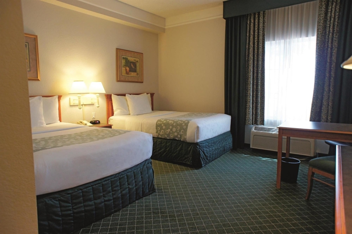 Imagen de la habitación del Hotel La Quinta Inn and Suites By Wyndham Phoenix Mesa West. Foto 6