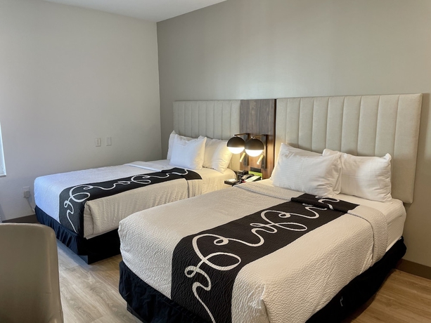 Imagen de la habitación del Hotel La Quinta Inn and Suites By Wyndham Port Arthur. Foto 8