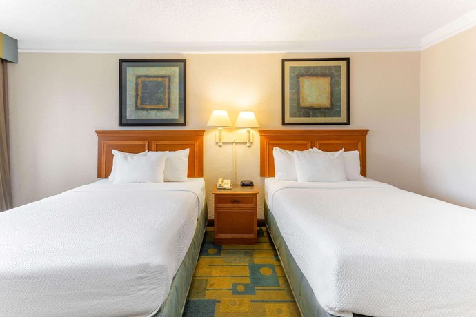 Imagen de la habitación del Hotel La Quinta Inn and Suites By Wyndham Redding. Foto 3