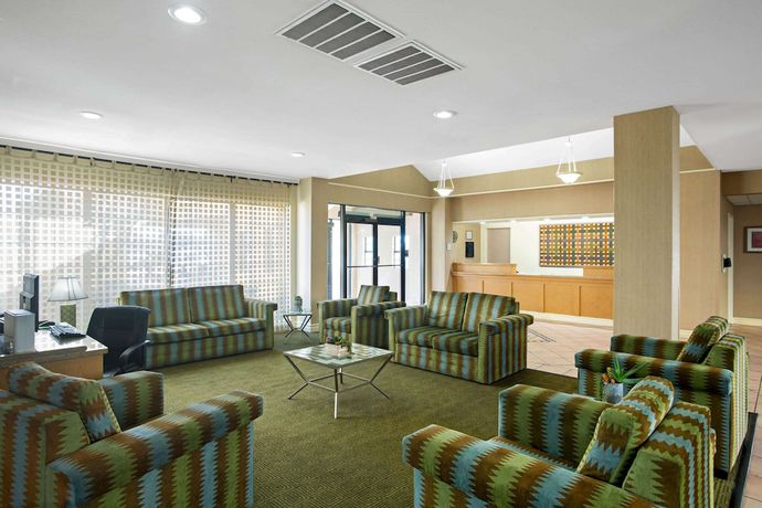 Imagen de los interiores del Hotel La Quinta Inn and Suites By Wyndham Round Rock North. Foto 19