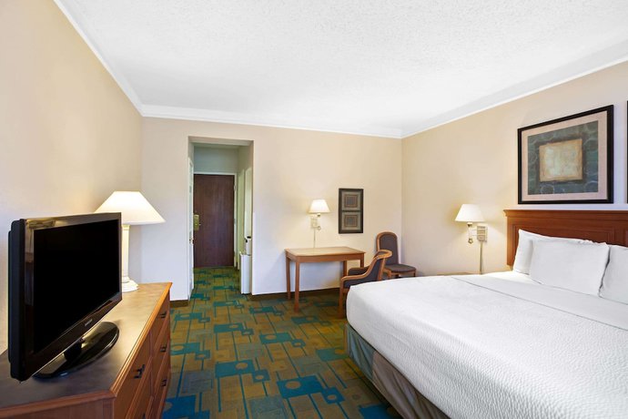 Imagen de la habitación del Hotel La Quinta Inn and Suites By Wyndham Round Rock North. Foto 6
