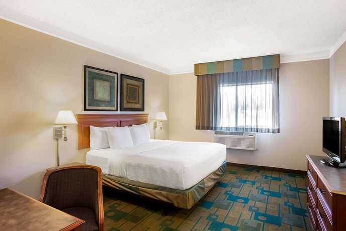 Imagen de la habitación del Hotel La Quinta Inn and Suites By Wyndham Round Rock North. Foto 13