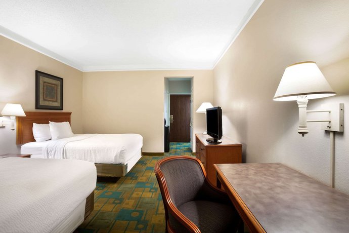 Imagen de la habitación del Hotel La Quinta Inn and Suites By Wyndham Round Rock North. Foto 16
