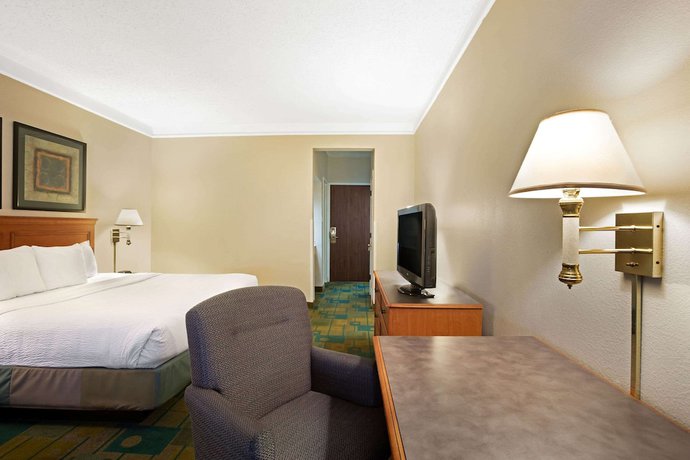 Imagen de la habitación del Hotel La Quinta Inn and Suites By Wyndham Round Rock North. Foto 17