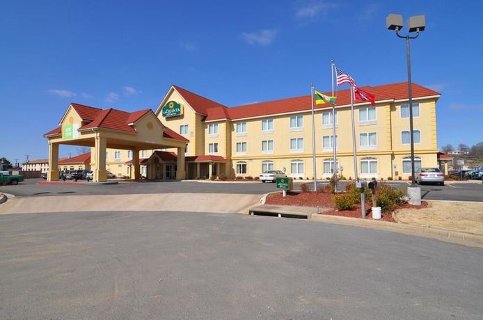 Imagen general del Hotel La Quinta Inn and Suites By Wyndham Russellville. Foto 1
