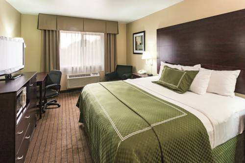 Imagen de la habitación del Hotel La Quinta Inn and Suites By Wyndham Salem Or. Foto 2