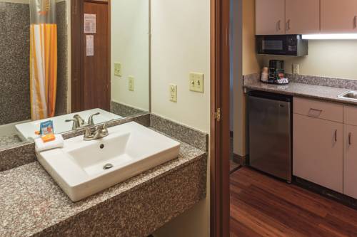 Imagen de la habitación del Hotel La Quinta Inn and Suites By Wyndham Salem Or. Foto 6