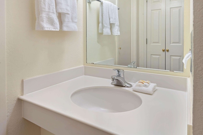 Imagen de la habitación del Hotel La Quinta Inn and Suites By Wyndham Salt Lake City - Layton. Foto 3
