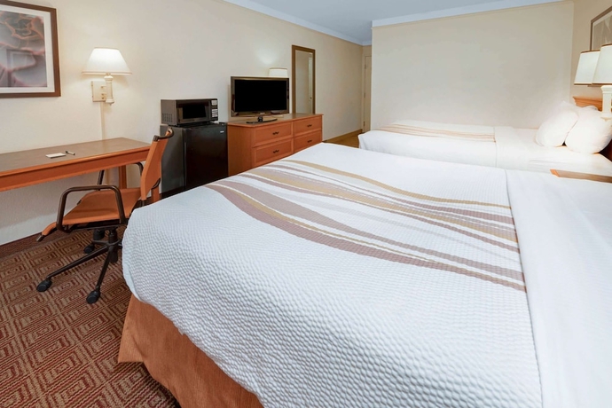 Imagen de la habitación del Hotel La Quinta Inn and Suites By Wyndham Salt Lake City - Layton. Foto 9