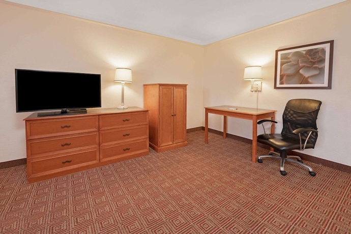 Imagen de la habitación del Hotel La Quinta Inn and Suites By Wyndham Salt Lake City - Layton. Foto 14