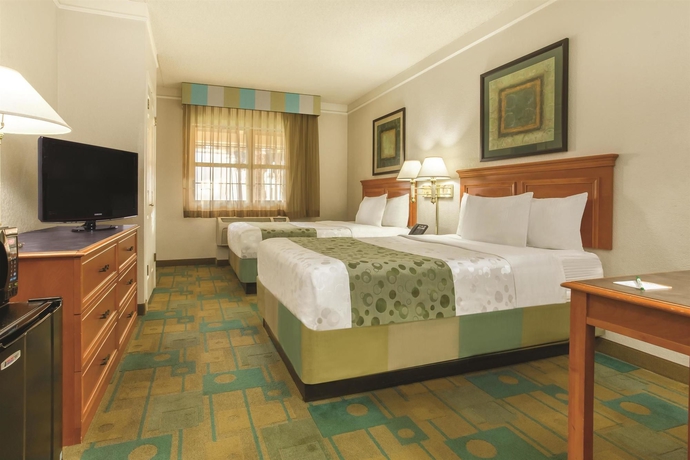 Imagen de la habitación del Hotel La Quinta Inn and Suites By Wyndham San Francisco Airport N. Foto 14