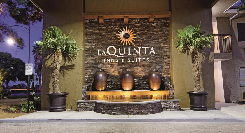 Imagen general del Hotel La Quinta Inn and Suites By Wyndham San Jose Airport. Foto 1