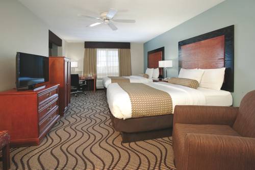 Imagen de la habitación del Hotel La Quinta Inn and Suites By Wyndham Santa Rosa. Foto 4