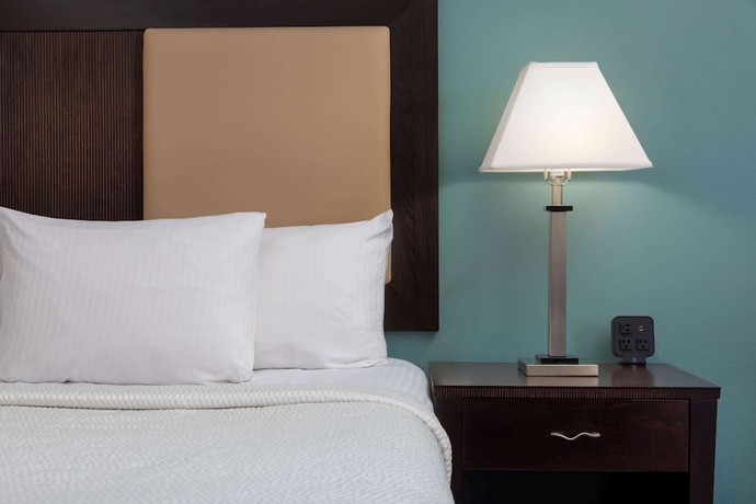 Imagen de la habitación del Hotel La Quinta Inn and Suites By Wyndham Savannah Airport - Pooler. Foto 6
