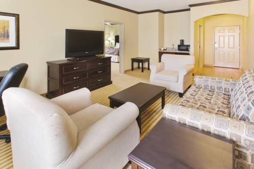 Imagen de la habitación del Hotel La Quinta Inn and Suites By Wyndham Schertz-san Antonio-selma. Foto 5