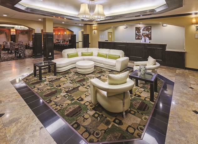 Imagen de los interiores del Hotel La Quinta Inn and Suites By Wyndham Searcy. Foto 12