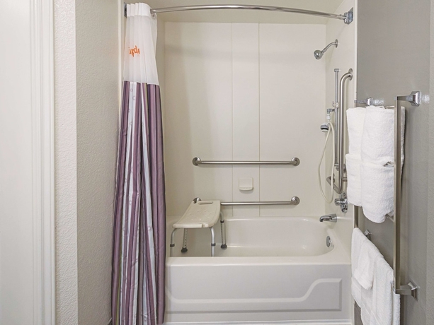 Imagen de la habitación del Hotel La Quinta Inn and Suites By Wyndham Seattle Bellevue/kirkland. Foto 9