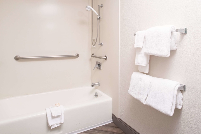 Imagen de la habitación del Hotel La Quinta Inn and Suites By Wyndham Seattle Bellevue/kirkland. Foto 15