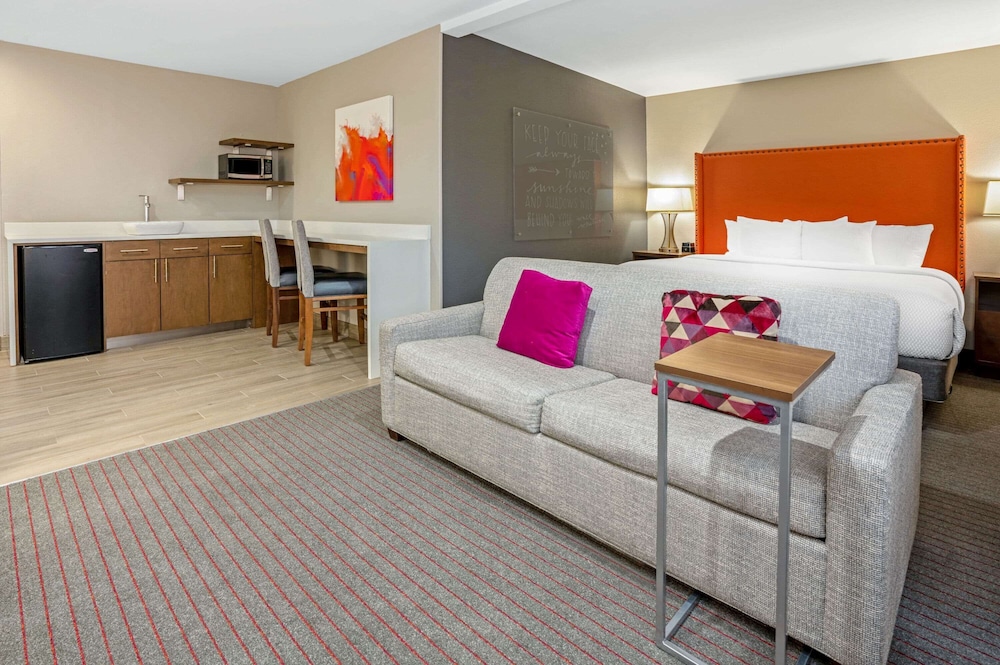 Imagen de la habitación del Hotel La Quinta Inn and Suites By Wyndham Seattle Federal Way. Foto 3