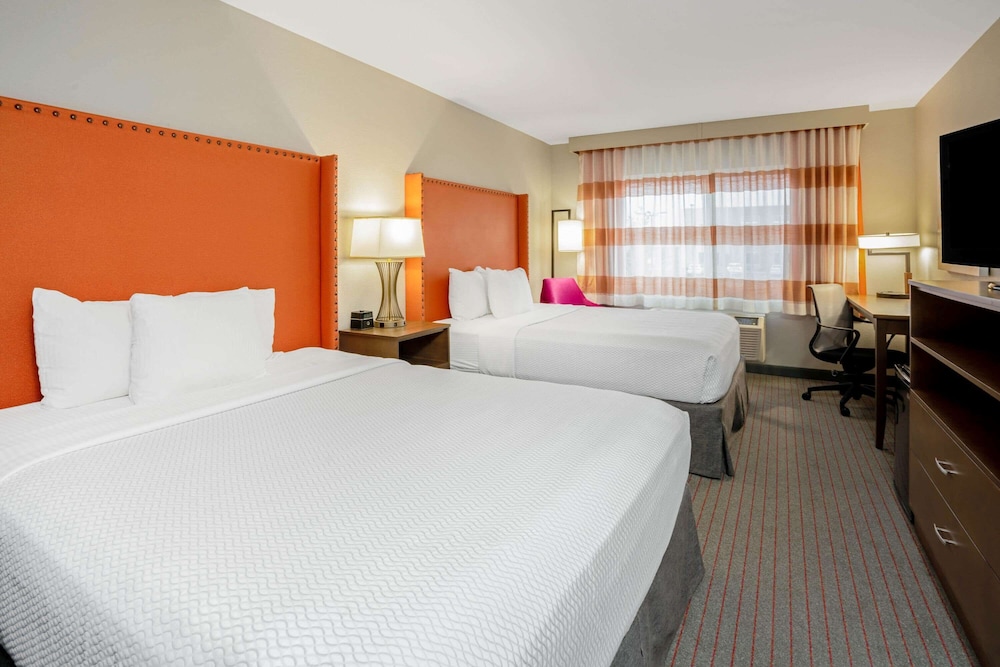 Imagen de la habitación del Hotel La Quinta Inn and Suites By Wyndham Seattle Federal Way. Foto 16