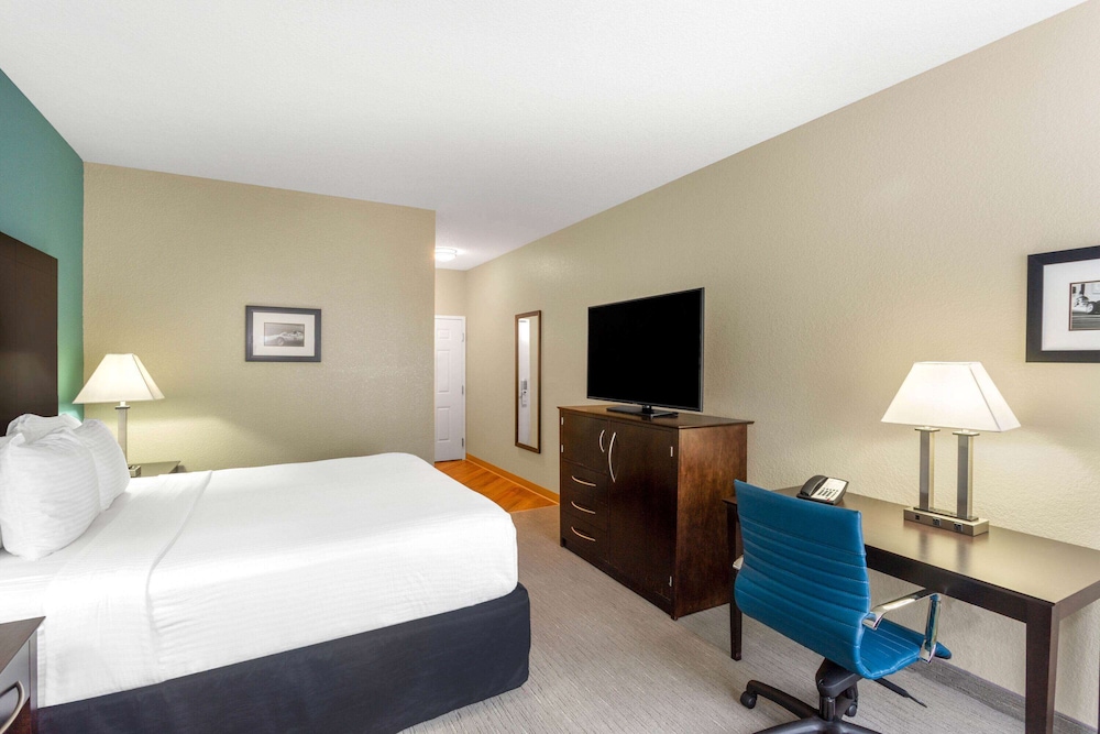 Imagen de la habitación del Hotel La Quinta Inn and Suites By Wyndham Sebring. Foto 5