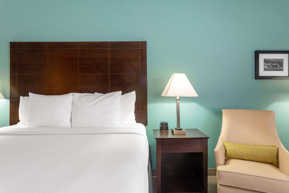 Imagen de la habitación del Hotel La Quinta Inn and Suites By Wyndham Sebring. Foto 6