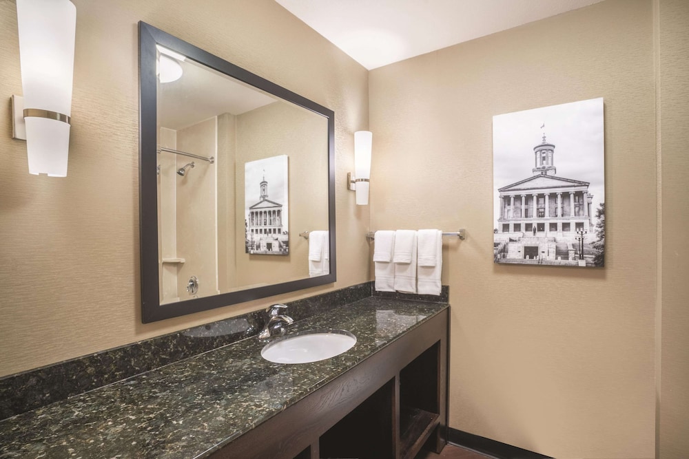 Imagen de la habitación del Hotel La Quinta Inn and Suites By Wyndham Smyrna Tn - Nashville. Foto 17