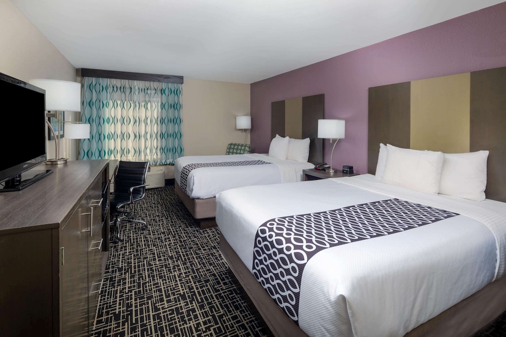 Imagen de la habitación del Hotel La Quinta Inn and Suites By Wyndham Snellville-stone Mountain. Foto 3