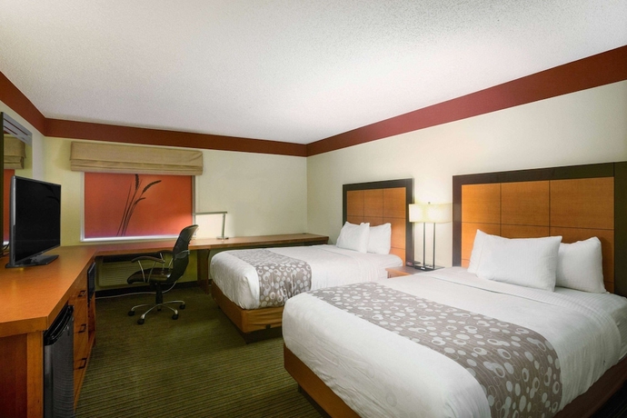 Imagen de la habitación del Hotel La Quinta Inn and Suites By Wyndham Springdale. Foto 3