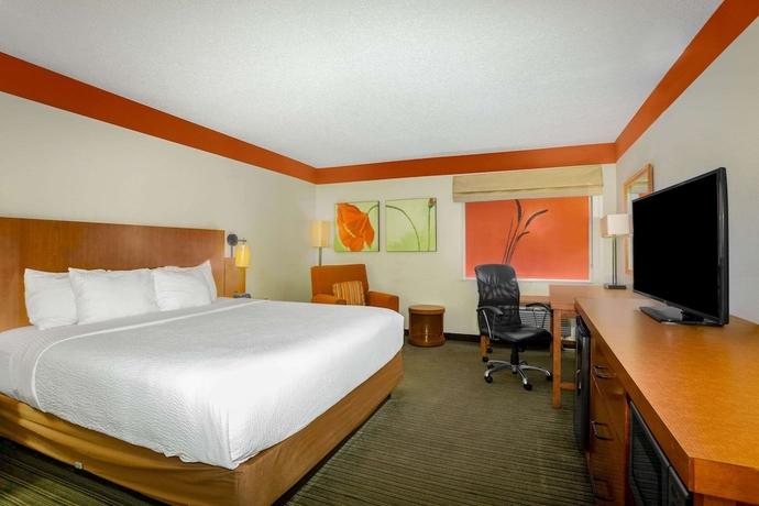 Imagen de la habitación del Hotel La Quinta Inn and Suites By Wyndham Springdale. Foto 4