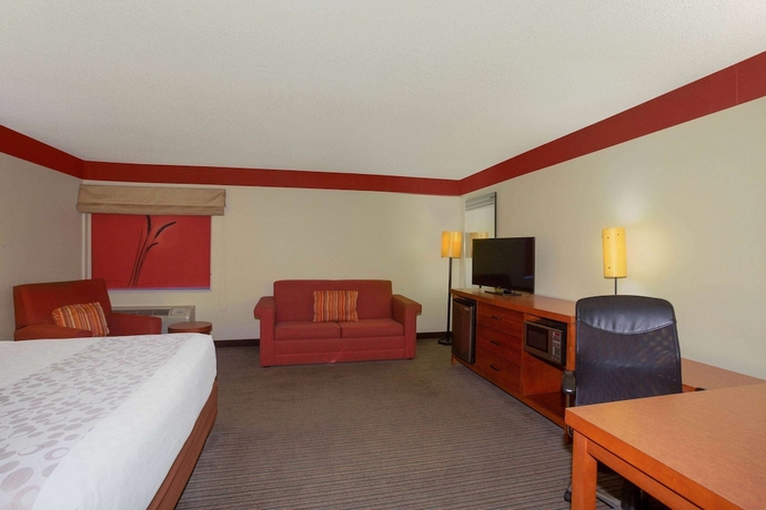 Imagen de la habitación del Hotel La Quinta Inn and Suites By Wyndham Springdale. Foto 6
