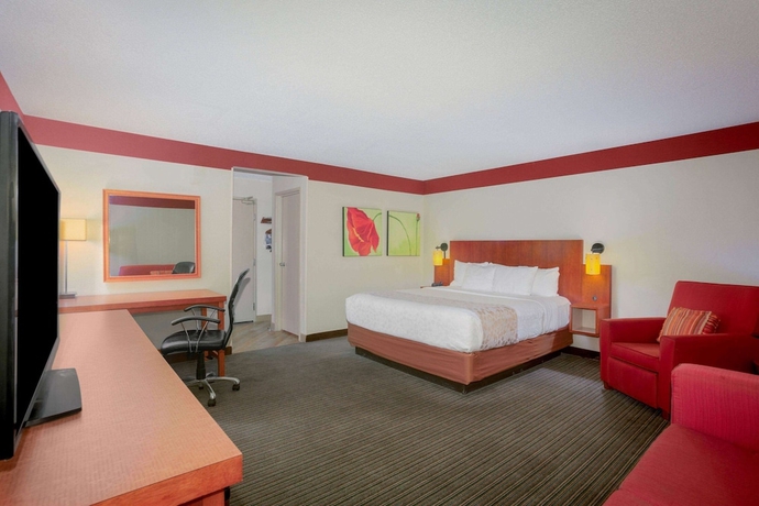 Imagen de la habitación del Hotel La Quinta Inn and Suites By Wyndham Springdale. Foto 7