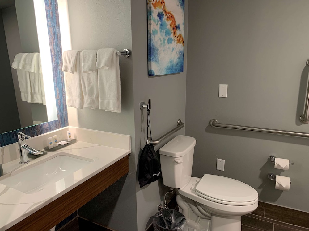 Imagen de la habitación del Hotel La Quinta Inn and Suites By Wyndham Springfield. Foto 12