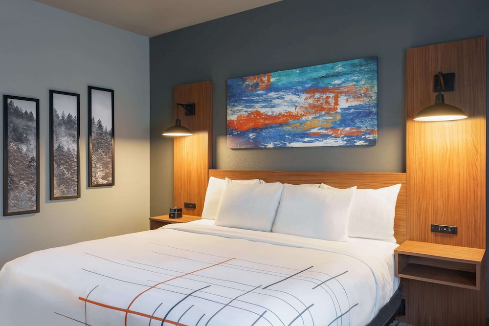 Imagen de la habitación del Hotel La Quinta Inn and Suites By Wyndham Springfield. Foto 17