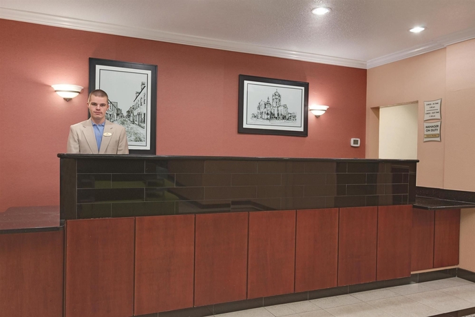 Imagen de los interiores del Hotel La Quinta Inn and Suites By Wyndham St. Augustine. Foto 14
