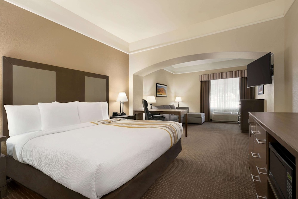 Imagen de la habitación del Hotel La Quinta Inn and Suites By Wyndham St. George. Foto 9