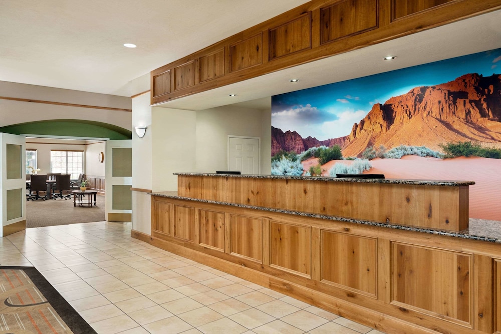 Imagen de los interiores del Hotel La Quinta Inn and Suites By Wyndham St. George. Foto 20