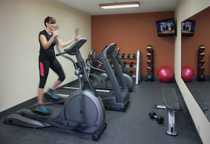 Imagen de los interiores del Hotel La Quinta Inn and Suites By Wyndham St Louis Route 66. Foto 10