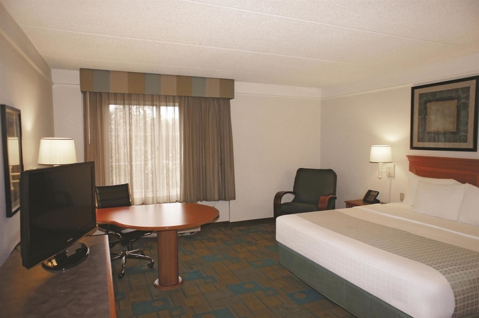 Imagen de la habitación del Hotel La Quinta Inn and Suites By Wyndham Tampa Brandon Regency Park. Foto 12