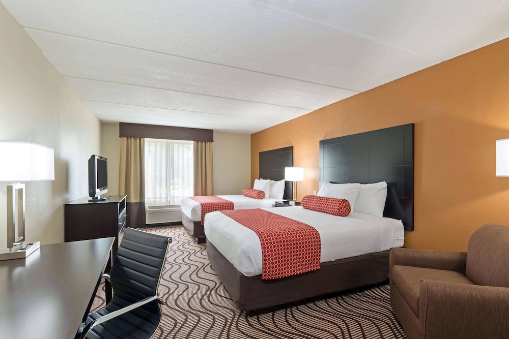 Imagen de la habitación del Hotel La Quinta Inn and Suites By Wyndham Tampa North I-75. Foto 6