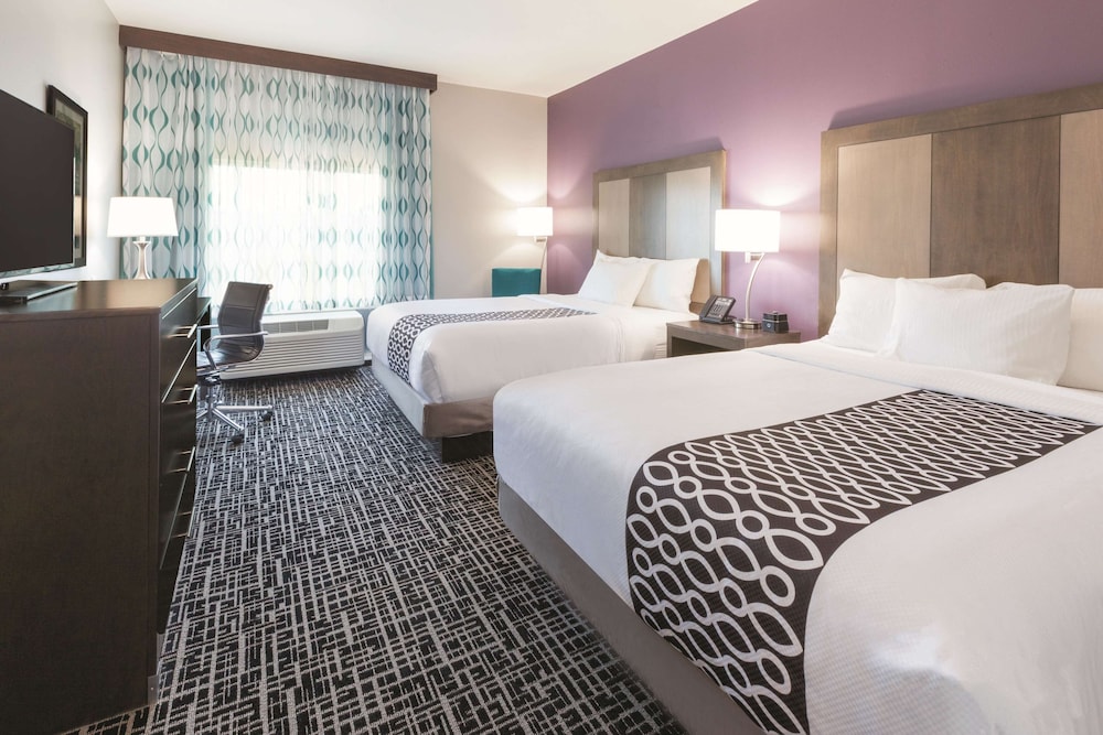 Imagen de la habitación del Hotel La Quinta Inn and Suites By Wyndham Terre Haute. Foto 4