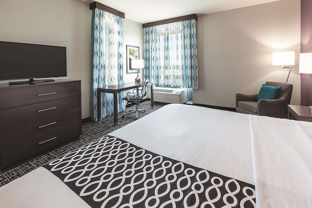 Imagen de la habitación del Hotel La Quinta Inn and Suites By Wyndham Terre Haute. Foto 16