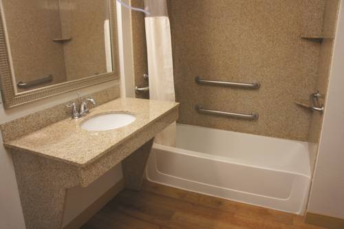 Imagen de la habitación del Hotel La Quinta Inn and Suites By Wyndham Tucumcari. Foto 2