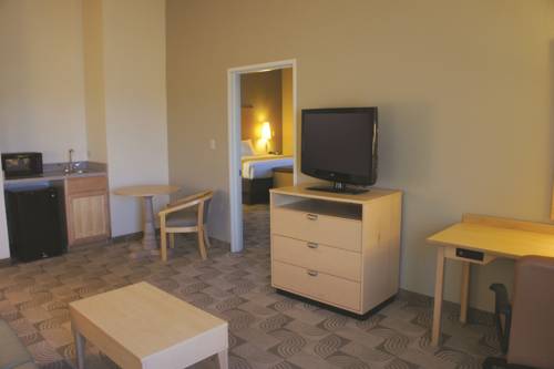 Imagen de la habitación del Hotel La Quinta Inn and Suites By Wyndham Tucumcari. Foto 6