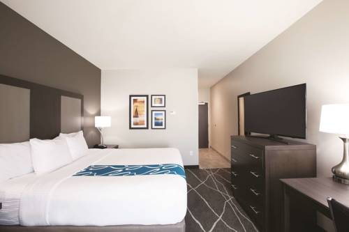 Imagen de la habitación del Hotel La Quinta Inn and Suites By Wyndham Tulsa Broken Arrow. Foto 2