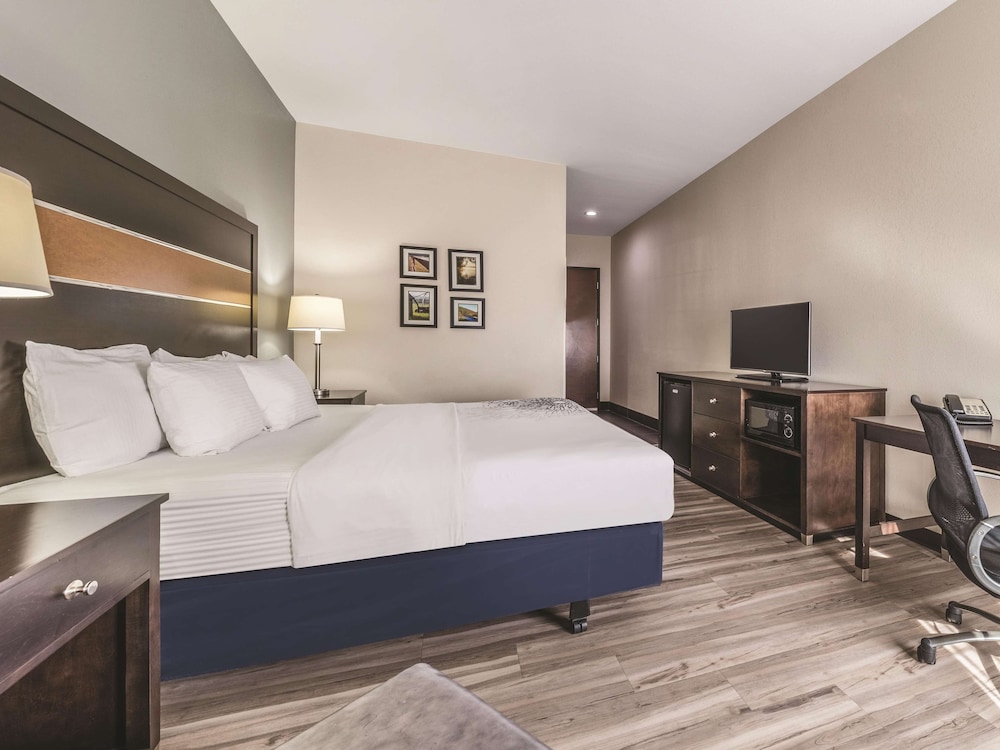 Imagen de la habitación del Hotel La Quinta Inn and Suites By Wyndham Tulsa - Catoosa Route 66. Foto 6