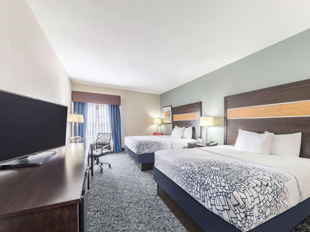 Imagen de la habitación del Hotel La Quinta Inn and Suites By Wyndham Tulsa - Catoosa Route 66. Foto 12