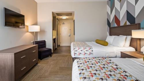 Imagen de la habitación del Hotel La Quinta Inn and Suites By Wyndham Tulsa Downtown/route 66. Foto 10