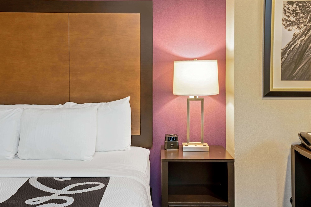 Imagen de la habitación del Hotel La Quinta Inn and Suites By Wyndham Tumwater - Olympia. Foto 2