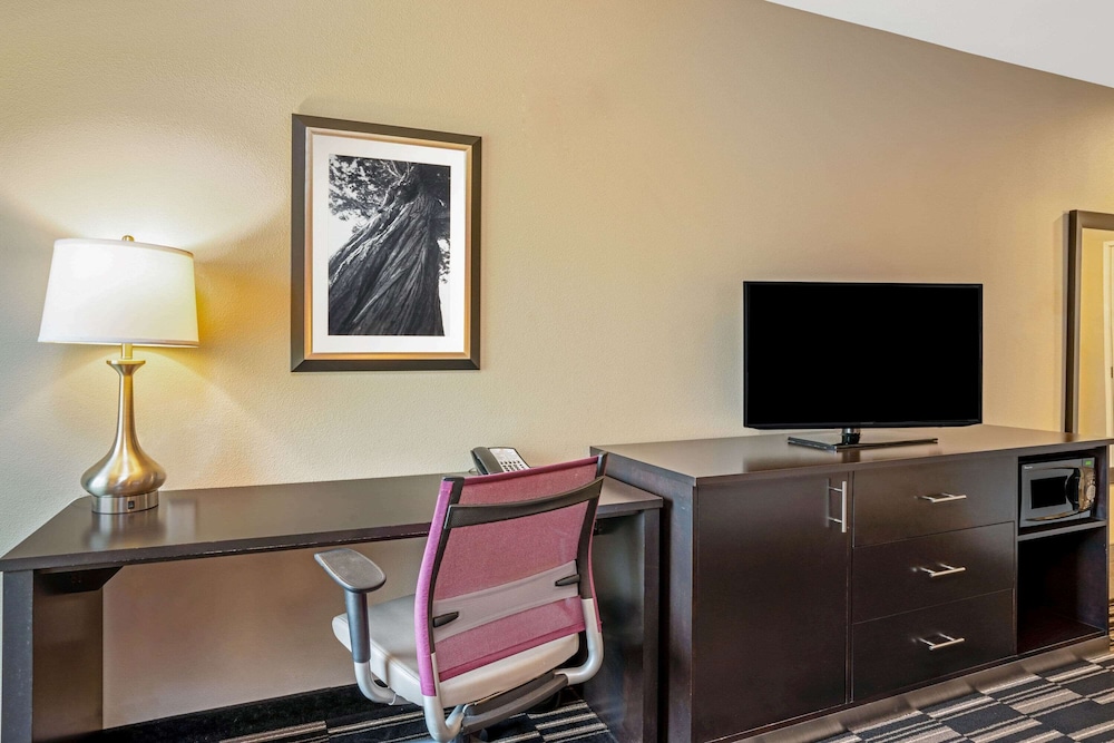 Imagen de la habitación del Hotel La Quinta Inn and Suites By Wyndham Tumwater - Olympia. Foto 3